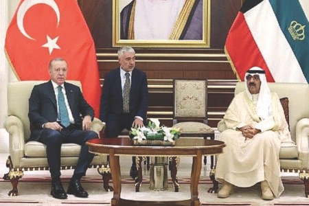 أردوغان يلتقي أمير الكويت