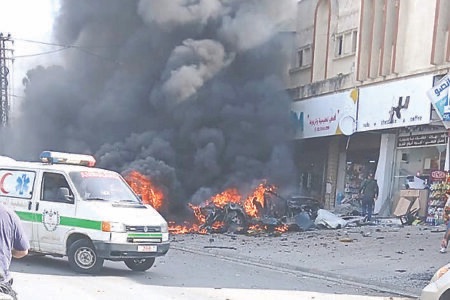 شهيد و7 جرحى في إستهداف سيارة في الدوير وشهيد في غارة على دراجة نارية في عيتا الشعب