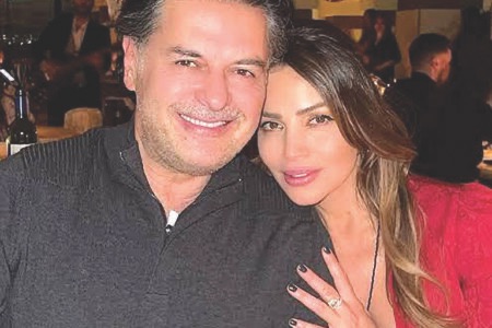 راغب علامة يحتفل بعيد ميلاد زوجته