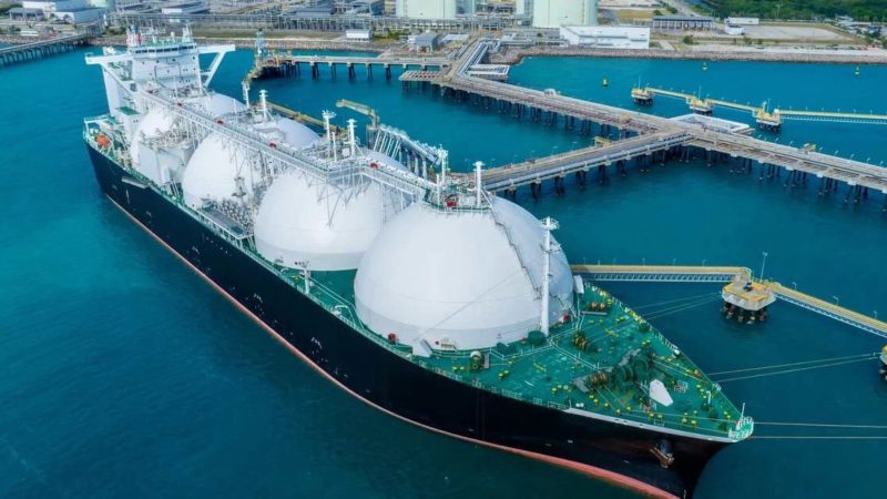 قطر تلوّح بقطع إمدادات الغاز عن أوروبا