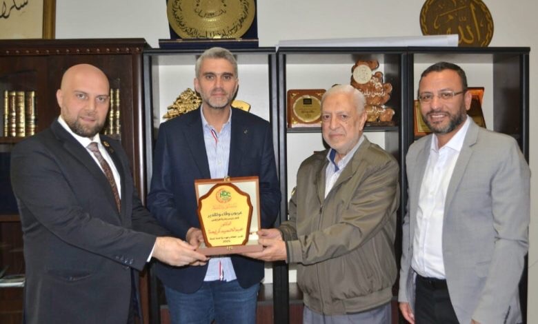 وفد من مستشفى دار الشفاء زار رئيس بلدية طرابلس وبحث معه في الشؤون الصحية والاستشفائية للمدينة