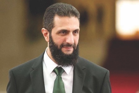 الشرع: لدينا مفاوضات مباشرة مع إسرائيل ولم نرد على الاعتداءات لأننا نريد إعمار سوريا