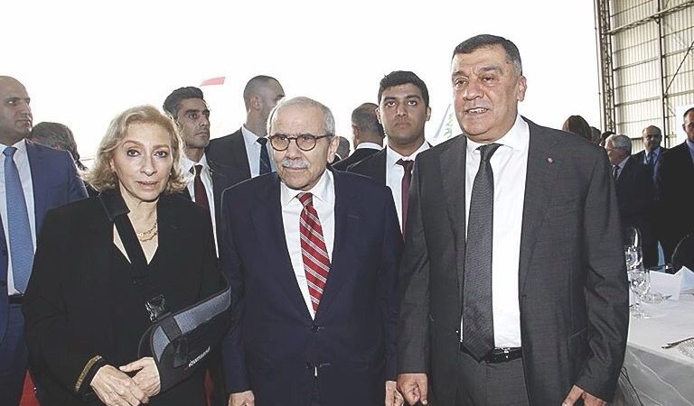 لقاءات إقتصادية وثقافية في السراي