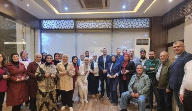 حفل غداء للفريق الصحي في جمعية مكارم الأخلاق الإسلامية في طرابلس