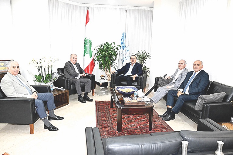 جابر يتسلم من الهيئات مسودّة اقتراح قانون ضريبيّة ويبحث شؤوناً مالية