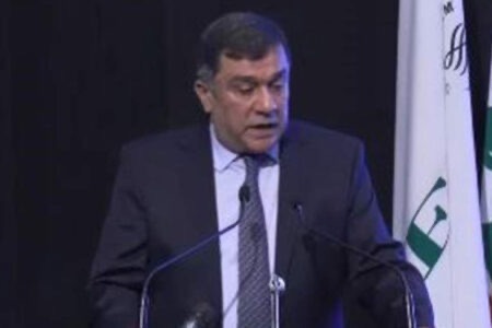 الحوت يكشف عن خطط طوارئ في حال الحرب و «MEA» لديها خطط لتوسيع أسطولها