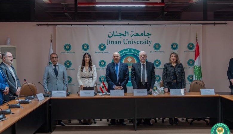 السيدة دورين عكر عبود خلال ندوة في جامعة الجنان : حقوق الإنسان مسؤوليّة جماعيّة تتطلّب المشاركة وتمكين الشّباب .