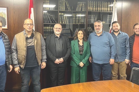 وفد اتحاد نقابات الأفران والمخابز زار وزيرة الشؤون الاجتماعية