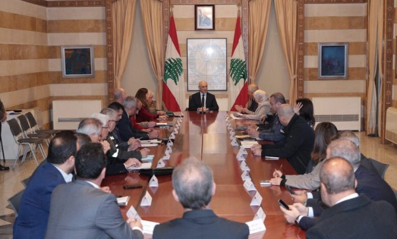 الحجار ترأس اجتماعا للجنة الوطنية للسلامة المرورية وتابع واقع السير في بيروت واستقبل الخير وسليمان وبطرس حرب