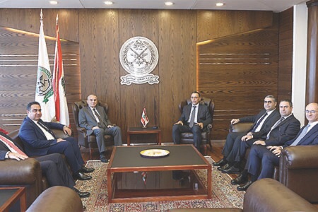 وزير الدفاع التقى قضاء العسكري