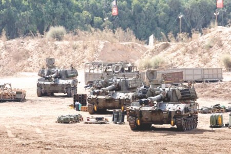 فصائل المقاومة تتشاور حول مقترحات “المرحلة الثانية” وإدارة غزة والسلاح