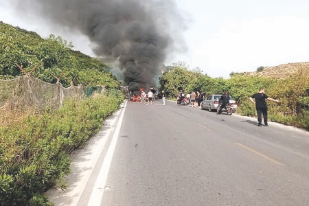 إستشهاد مواطن بغارة من مسيّرة استهدفت سيارة في ياطر