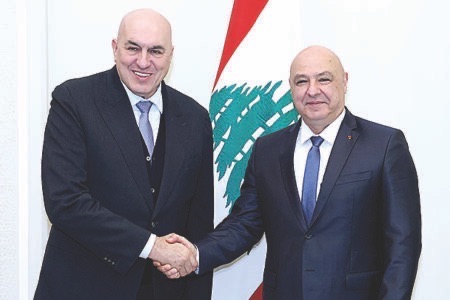 عون استقبل وزير الدفاع الإيطالي وزوّاراً: الجيش العمود الفقري لضمان الاستقرار