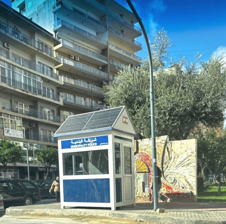 بلدية طرابلس تضع غرفا للشرطة في عدد من الأحياء…… كريمة : التوزيع سيتم بشكل تدريجي ومدروس وفق خطة واضحة بهدف التدخل السريع وتعزيز الحضور الميداني للشرطة