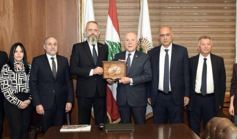 دبوسي يستقبل السفير البيلاروسي: خارطة طريق جديدة للتعاون بين البلدين إنطلاقاً من طرابلس الكبرى