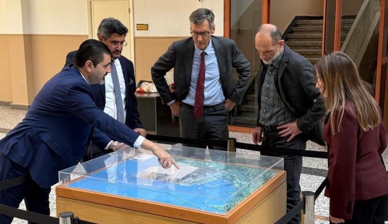 ضناوي التقى السفير الهولندي في مرفأ طرابلس: المنطقة الاقتصادية حاجة وطنية وفرصة للانطلاق