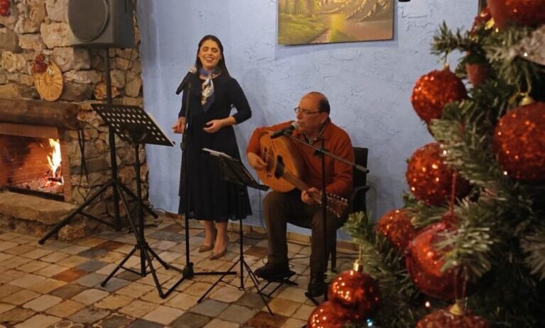 “المساحات الخضراء” في حديقة البطاركة…موارد تنموية بالتصنيع الزراعي