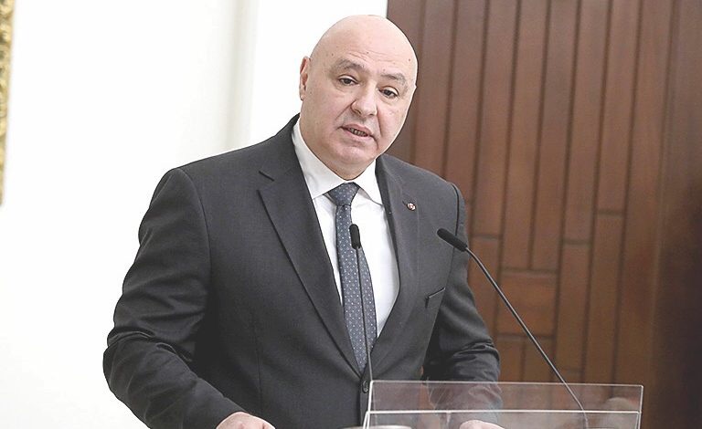 عون استذكر الإمام شمس الدين: علامة فارقة في تاريخ لبنان