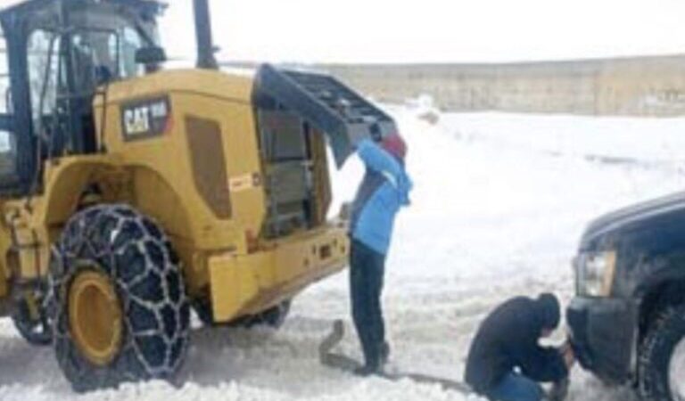 أمطار غزيرة وثلوج ورياح قوية تسبّبت بأضرار كبيرة وانهيارات واسعة