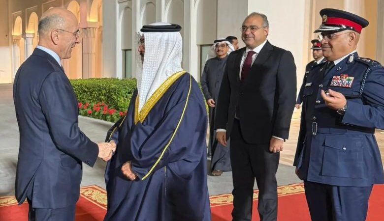 وزير الداخلية وصل مساء اليوم إلى البحرين في زيارة رسمية