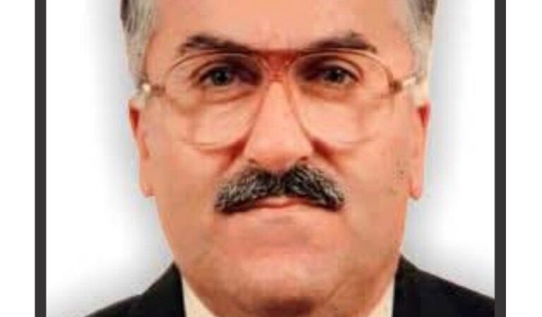 بقلوبٍ مؤمنة بقضاء الله وقدره،