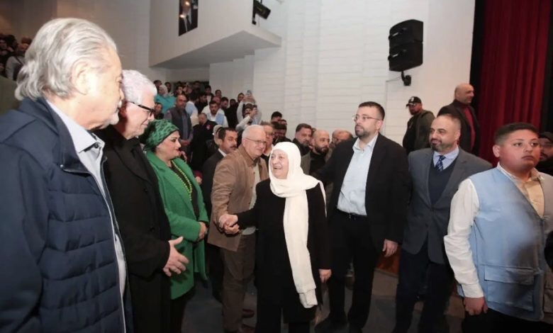 بهية وأحمد الحريري في لقاء لكوادر “تيار المستقب”ل جنوبا تحضيرا لذكرى استشهاد رفيق الحريري: لمؤازرة الرئيس سعد&nbsp;في الموقف الوطني الذي سيعلنه يوم 14 شباط