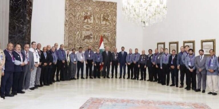 الرئيس عون أمام وفد من اللجنة الكشفية العربية: الجيل الجديد بحاجة الى من يوجهه باتجاه المصلحة العامة وحماية الأوطا