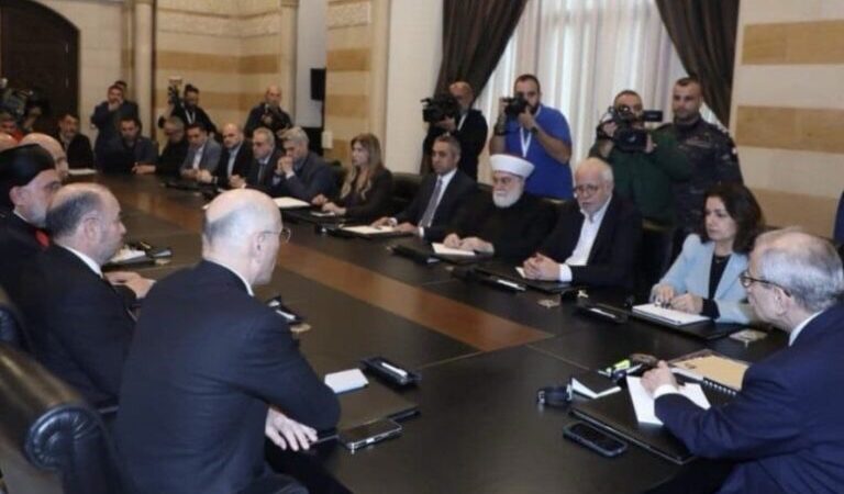 سلام يترأس اجتماعا في السرايا لمتابعة إجراءات التصدّي لقضية الأبنية المتصدّعة في طرابلس