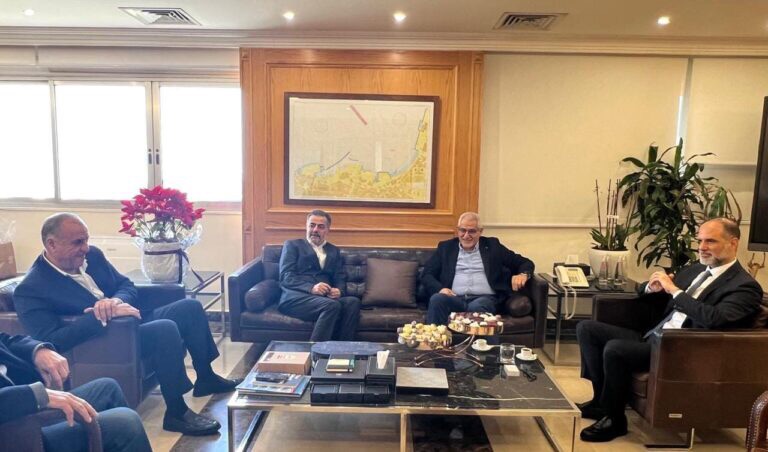 كتلة الاعتدال الوطني ناقشت مع وزير الأشغال الملفات الإنمائية لمعالجة واقع عكار والضنية.