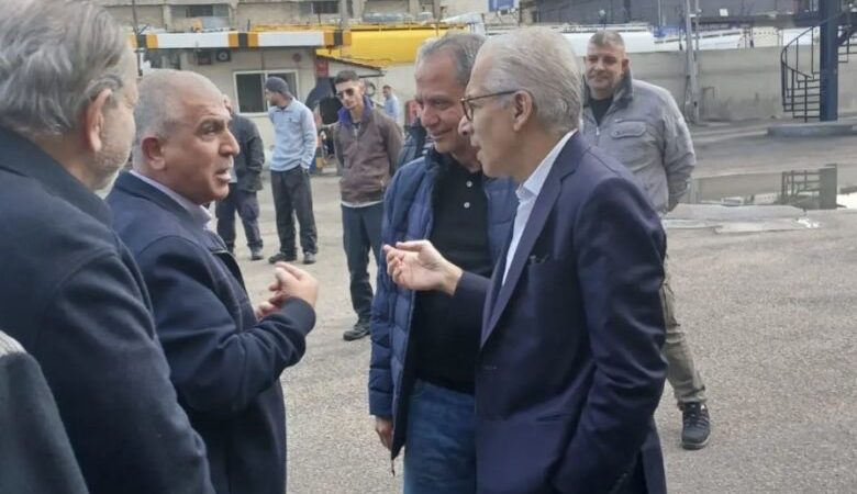 وزير الاقتصاد جال في المحطات وموزّعي المحروقات: التسليم يتمّ بانتظام