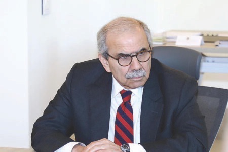 سلام تلقى اتصال دعم من أبو الغيط وتابع من الجنوب عمليات الإغاثة والايوا