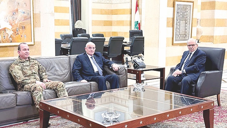 سلام استقبل منسّى وقائد الجيش: مستعدون لكل صيغة تفاوض