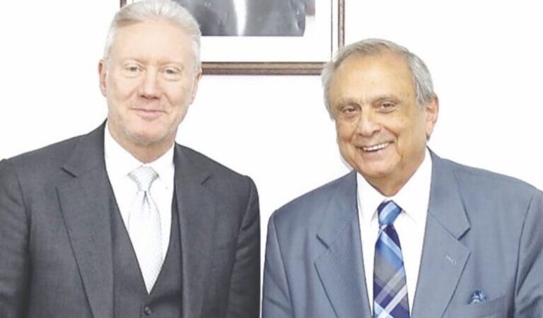 رجي استقبل وفد مصرف الإسكان لتعزيز التعاون ودعم المواطنين والمغتربين