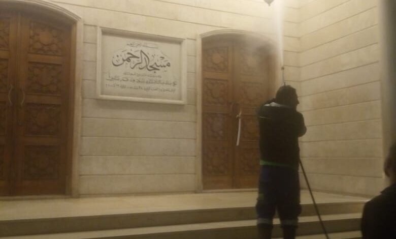 باشرت بلدية طرابلس بتنظيف وشطف مساجد المدينة استعدادا لعيد الفطر