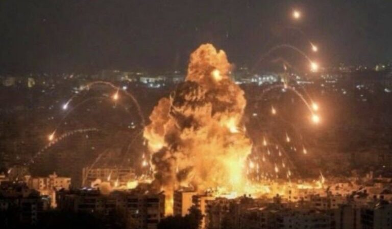 تصعيد جنوباً.. سلسلة غارات تستهدف بنت جبيل