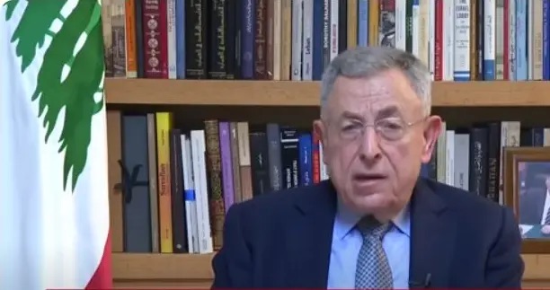 السنيورة: الحكومة تعمل جاهدة لتمكين لبنان من تخطي الازمات الخطيرة والتأكيد أن قرار من يفاوض حصرا بيد الدولة وسلطاتها الدستورية