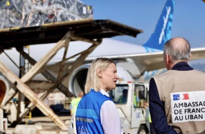 وصول طائرة فرنسية محملة مساعدات