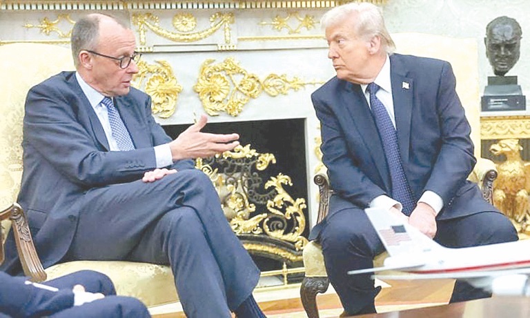 ترامب: المستشار الألماني لا يفقه شيئاً فيما يتعلق بإيران