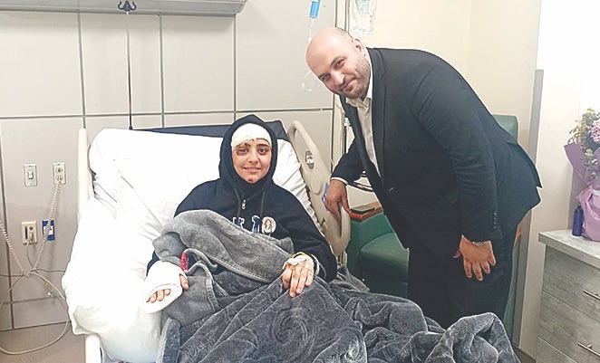 وزير الصحة يعاين الإعلامية فرج في مستشفى الزهراء