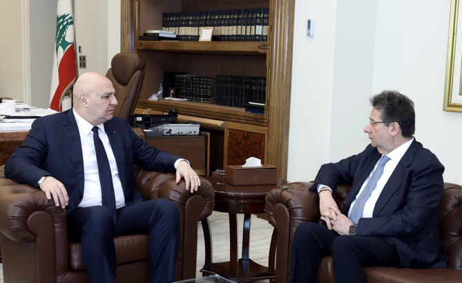 كنعان يحدّد من بعبدا الخطوط الحمراء: الاستقرار داخلياً والحضور الفاعل دولياً