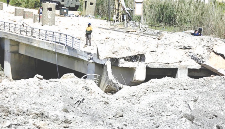 رغم صمود وقف إطلاق النار.. غارتان على الطيري وقعقعية الجسر وقصف على كونين إنتشال شهداء من تحت الانقاض وتفجير واسع للمباني في القرى الحدودية الجنوبية