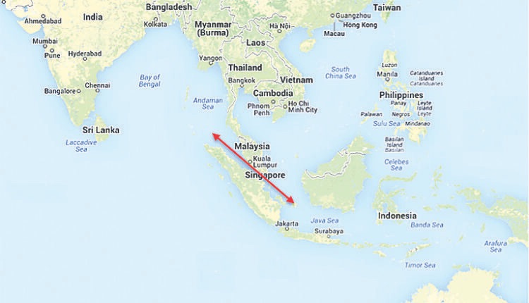 بعد إغلاق «هرمز»: مخاوف أمن الممرات تضع مضيق ملقة الأكثر ازدحاماً تحت المجهر