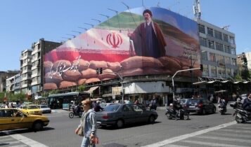 “الأخوية” المهيمنة على شؤون إيران اليوم.. نخبة صغيرة مرتبطة بالمرشد والحرس الثوري