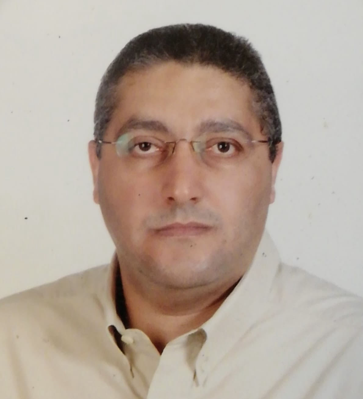 عدسة في الميدان… وحقوق مهدورة في المؤسساتالمصور الصحفي اللبناني بين مخاطر المهنة وجشع السوق الإعلامية