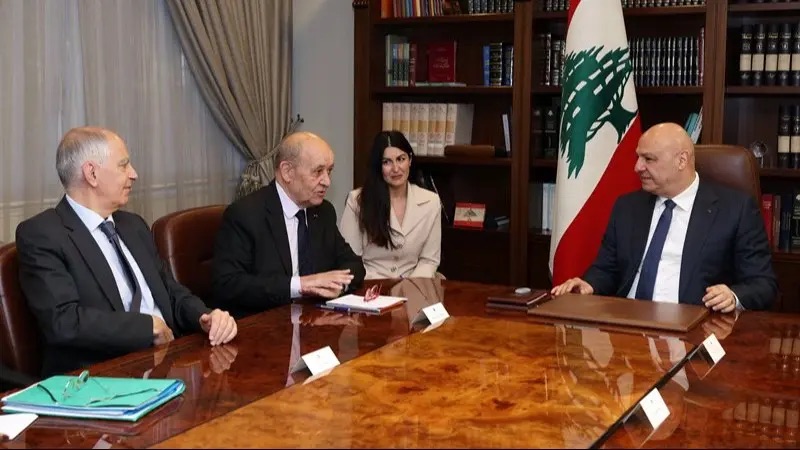 الرئيس عون استقبل لودريان : لعدم إعطاء إسرائيل الذرائع لعدم انسحابها