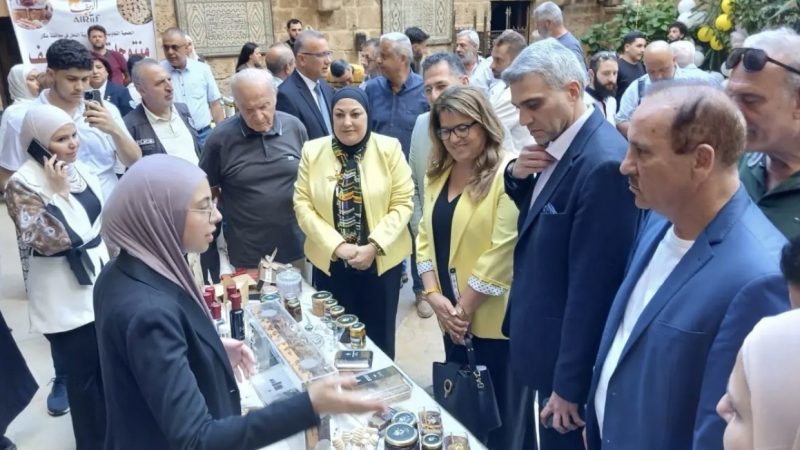 وزير الزراعة رعى حفل إفتتاح معرض “عالم النحل والعسل” في مركز العزم الثقافي – طرابلس وتأكيد اهمية اعتماد التطوير والرقابة