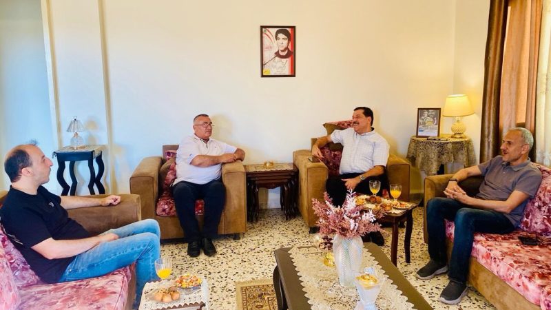 المؤتمر الشعبي اللبناني زار منزل الأسير يحيى سكاف في بحنين