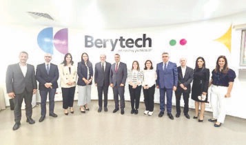 نزار هاني يزور Berytech ويؤكد: بناء اقتصاد زراعي حديث قائم على الابتكار والاستثمار