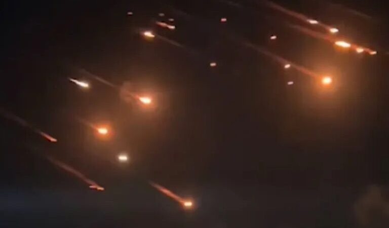 إيران تقصف إسرائيل&nbsp;