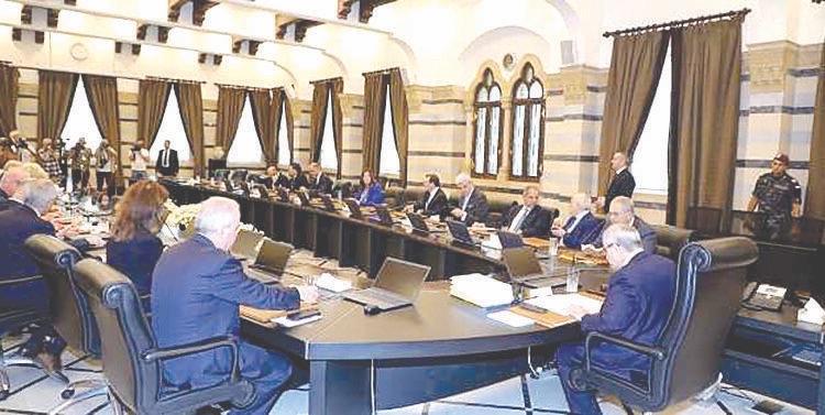سلام: للتمهل بشأن الامتحانات الرسمية